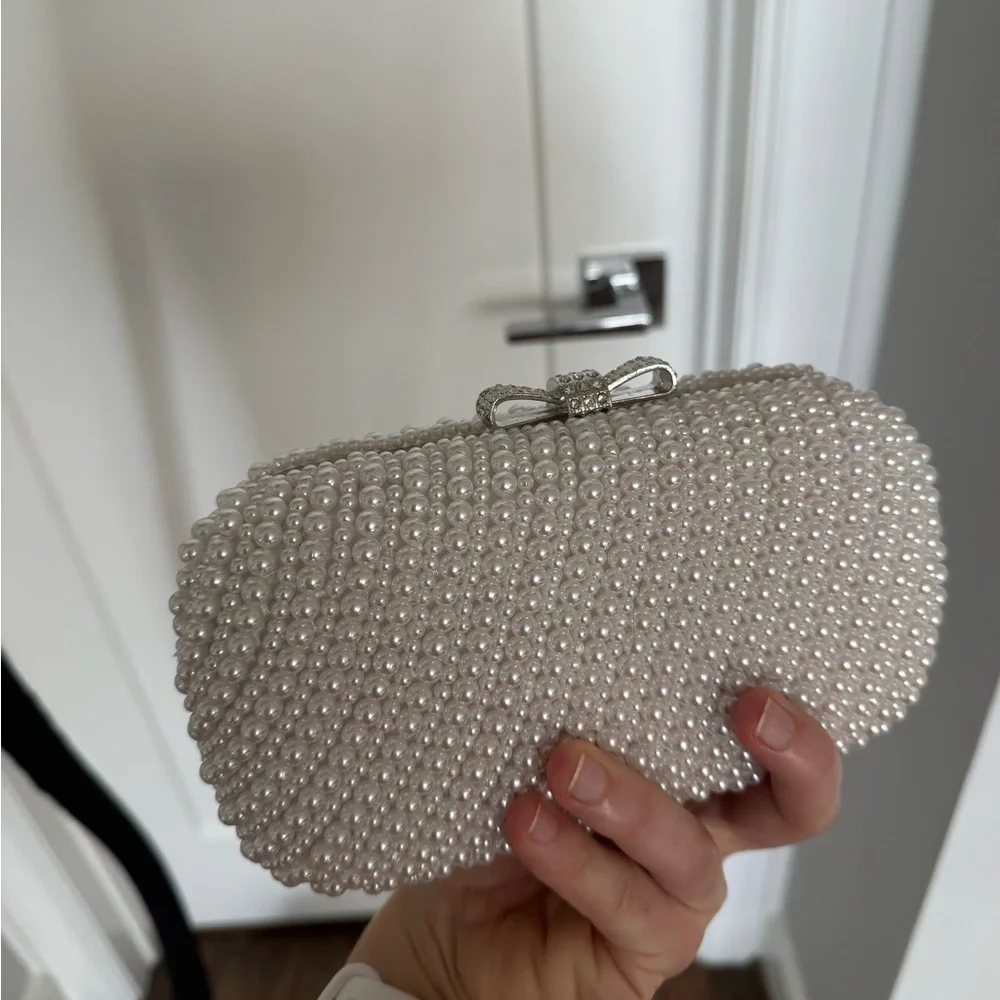 Faux Elegant Pearl Embellished Clutch - Picture 5 of 5